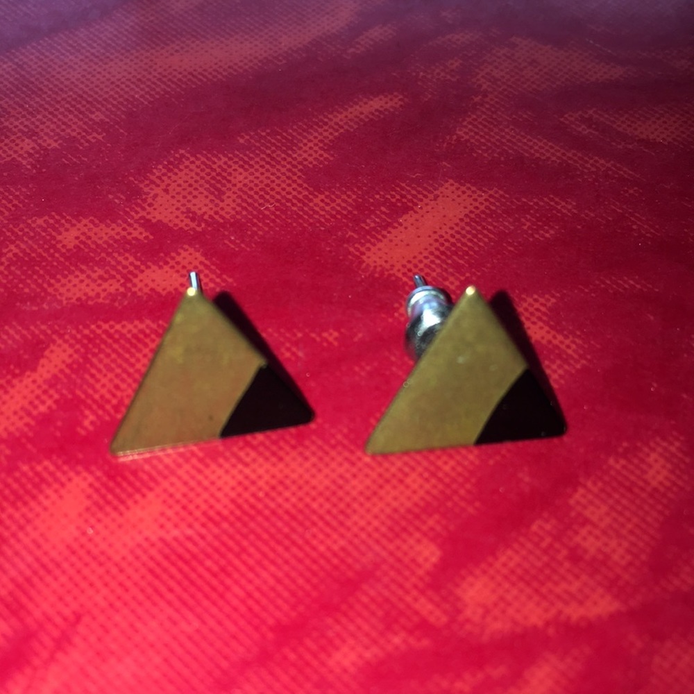 Triangle Geometric Earrings Posts